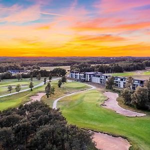 Luebker Golf Resort